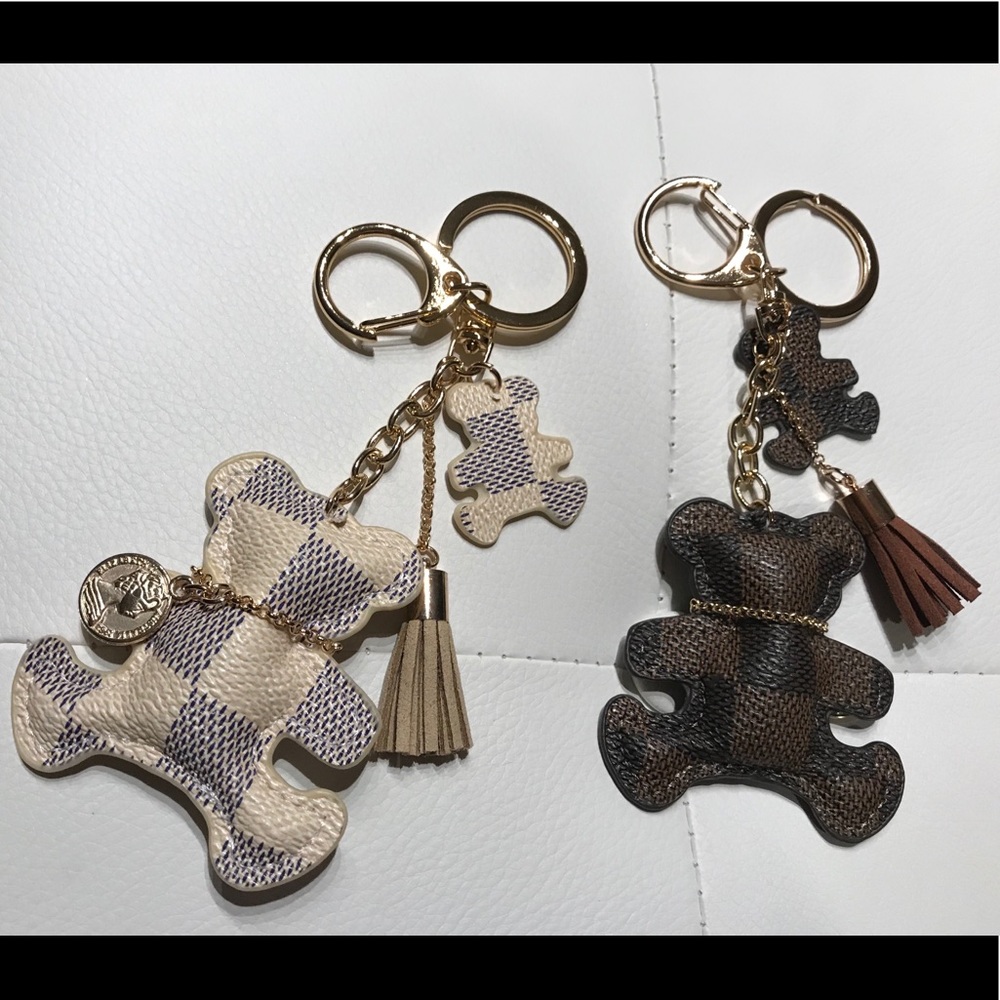 Bear Keychain Purse KeyChain - Picture 5 of 5